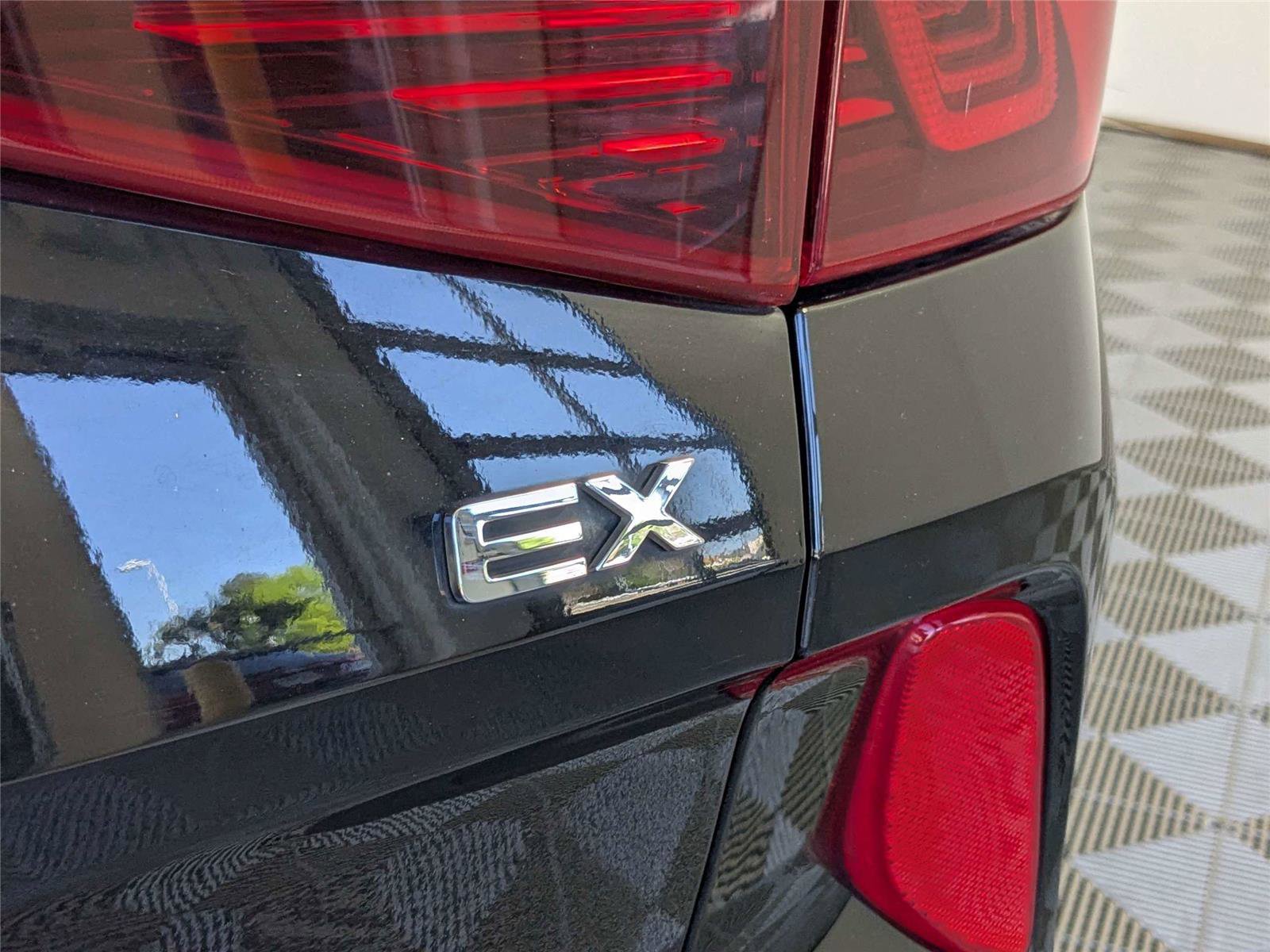 Used 2021 Kia Seltos EX image 9