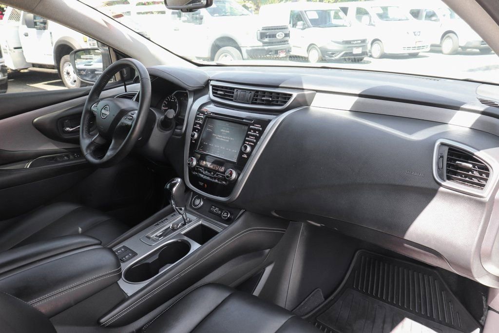Used 2023 Nissan Murano SV w/ SV Midnight Edition Package image 34