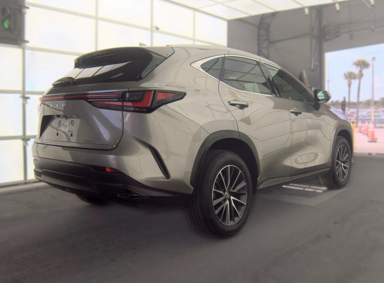 Used 2025 Lexus NX 250 FWD w/ Accessory Package (K3) image 3