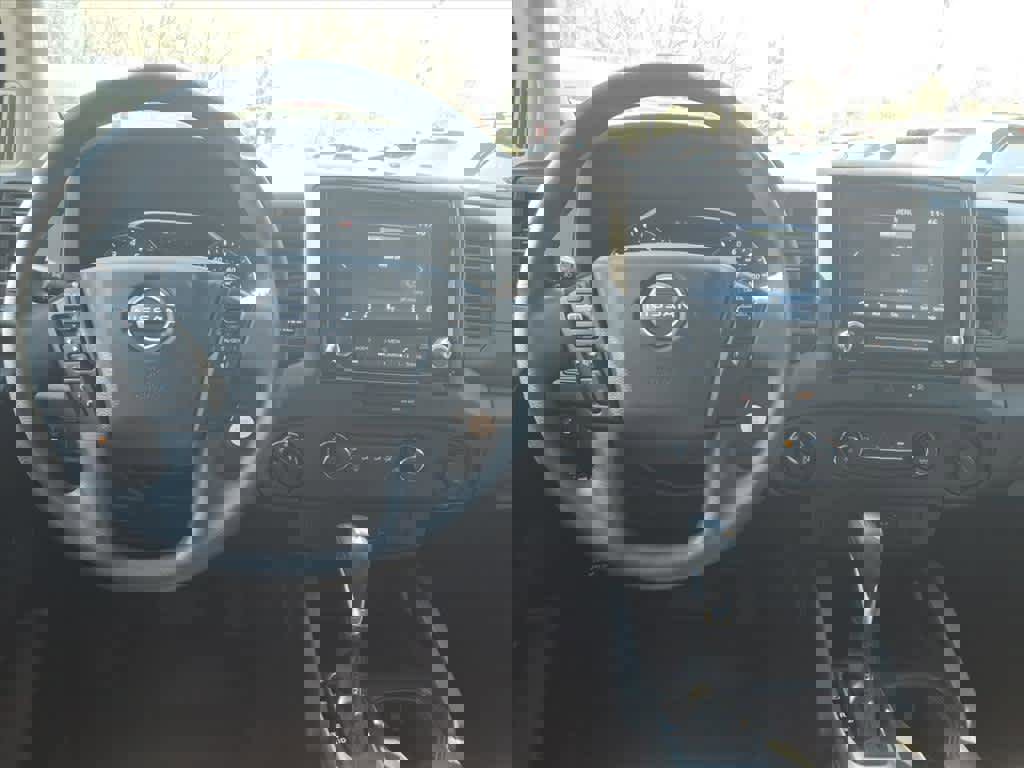 Used 2022 Nissan Frontier S w/ Technology Package image 16