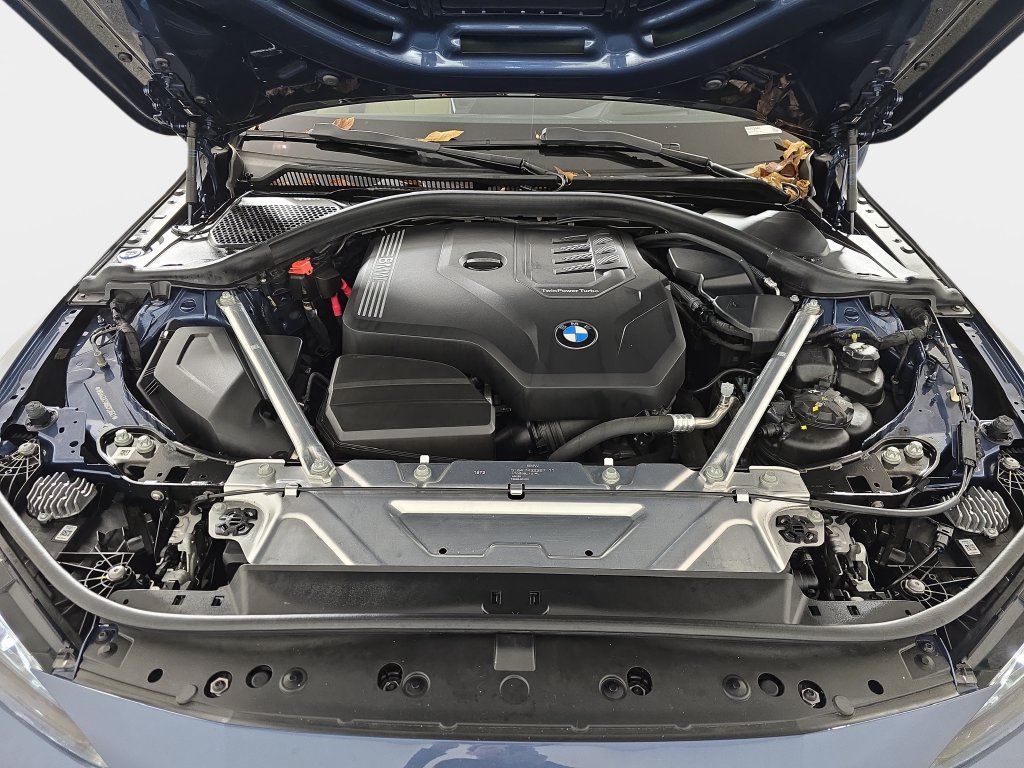 Certified 2024 BMW 430i xDrive Convertible w/ M Sport Package AWD/4WD image 28