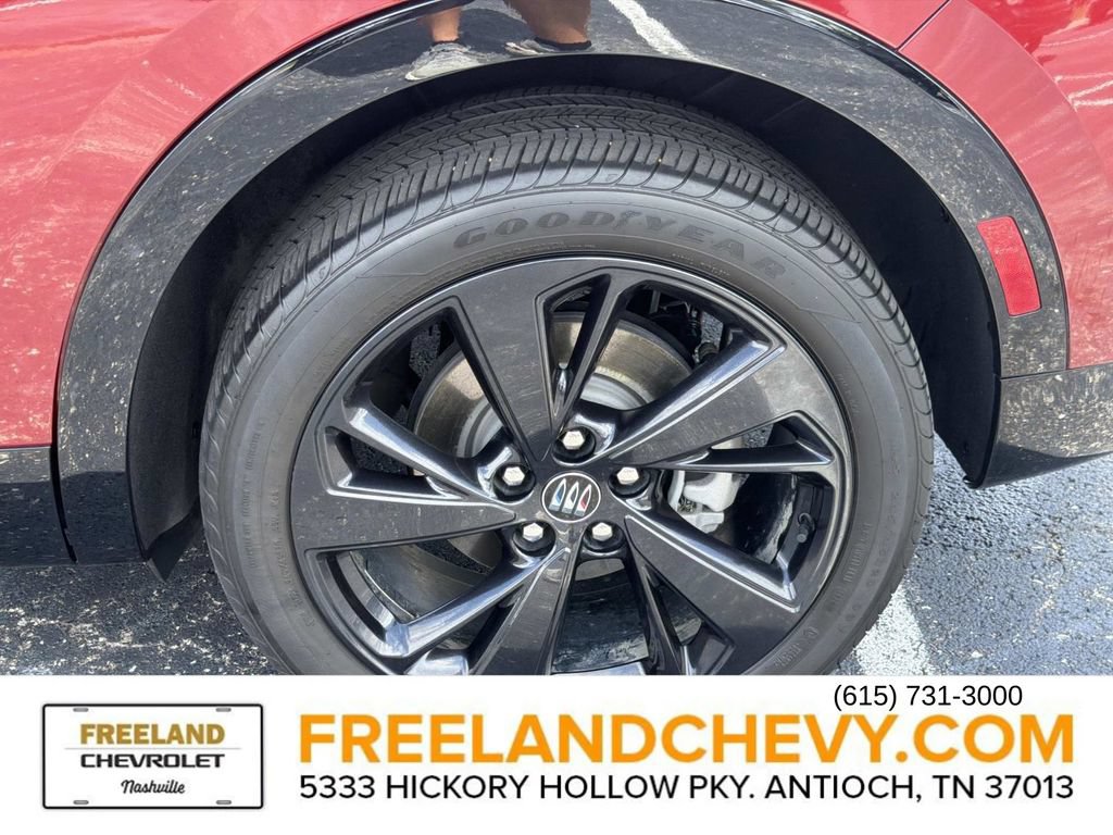 Used 2024 Buick Envision Sport Touring AWD/4WD image 11