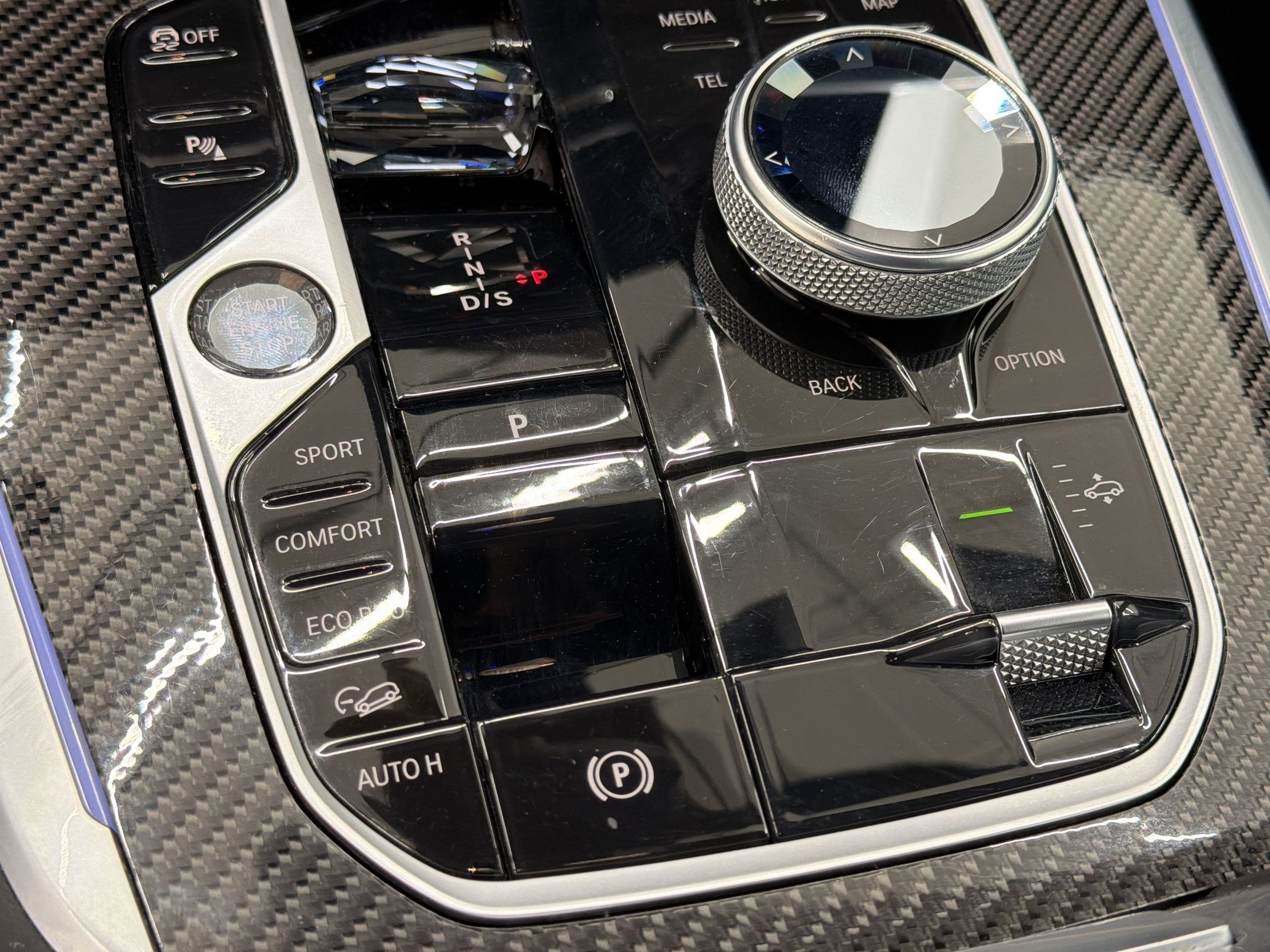 Certified 2025 BMW X7 M60i AWD/4WD image 18