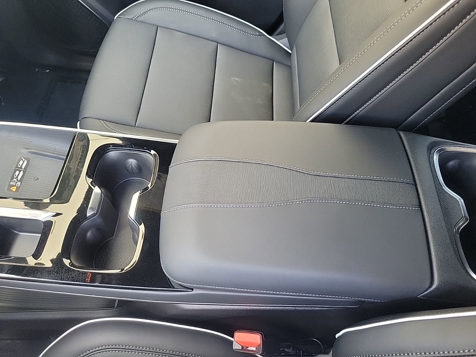 New 2026 Buick Enclave Preferred w/ Power Package FWD image 18