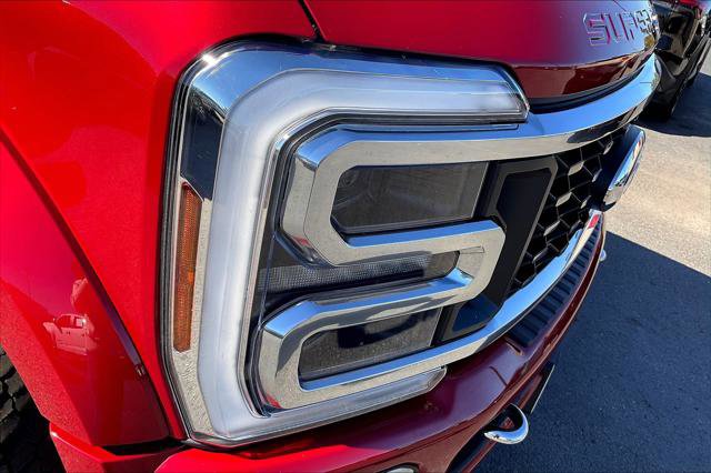 Used 2024 Ford F450 Limited w/ FX4 Off-Road Package image 29