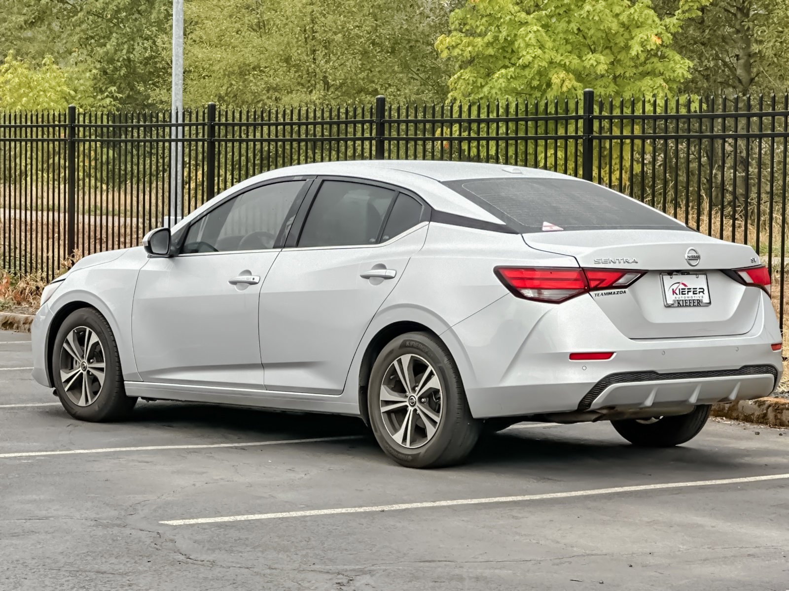 Used 2022 Nissan Sentra SV image 6