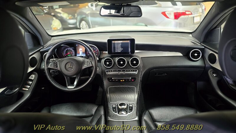 Used 2019 Mercedes-Benz GLC 300 4MATIC image 17