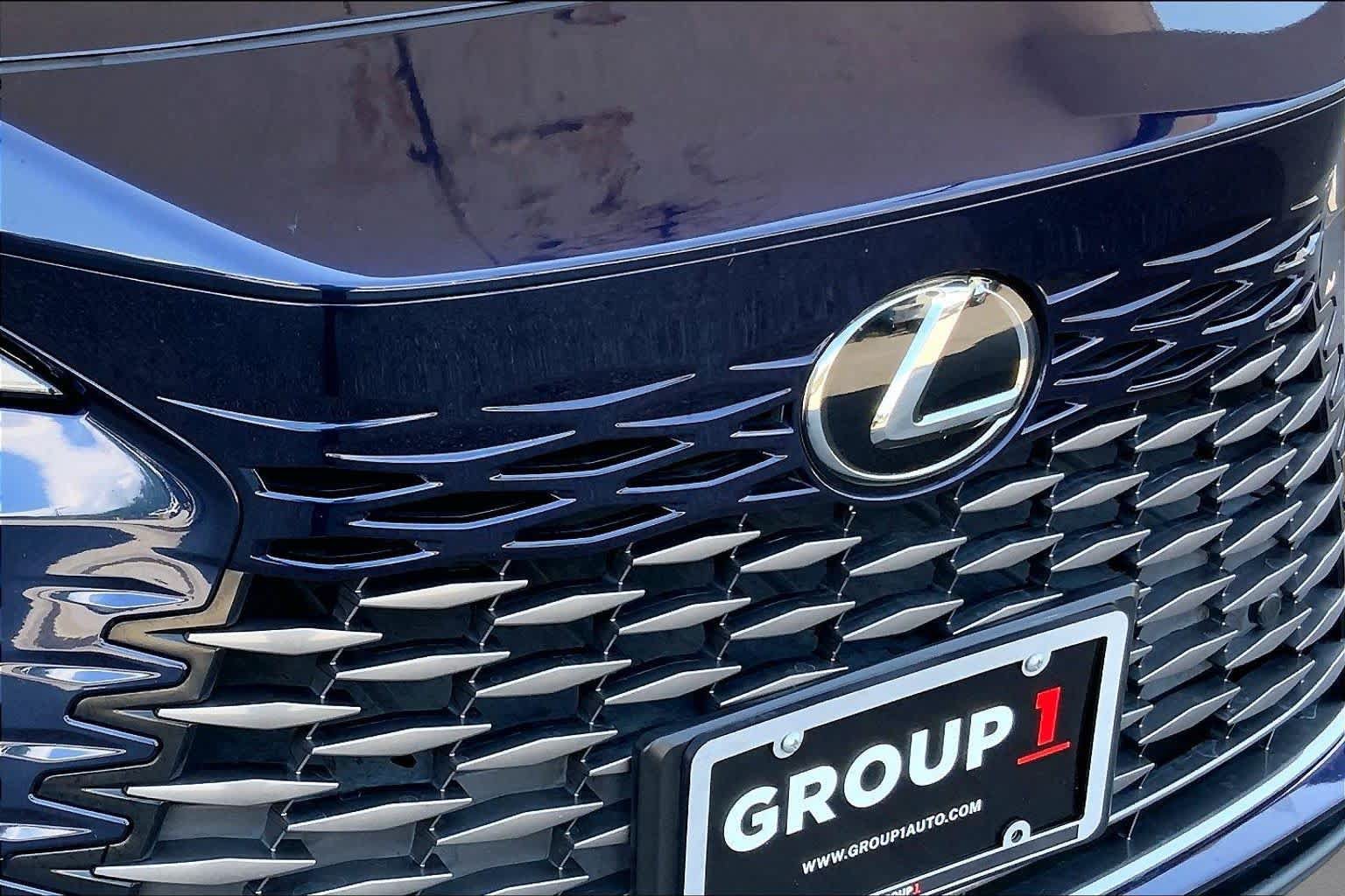 Used 2023 Lexus RX 350 Premium w/ Cold Area Package FWD image 32