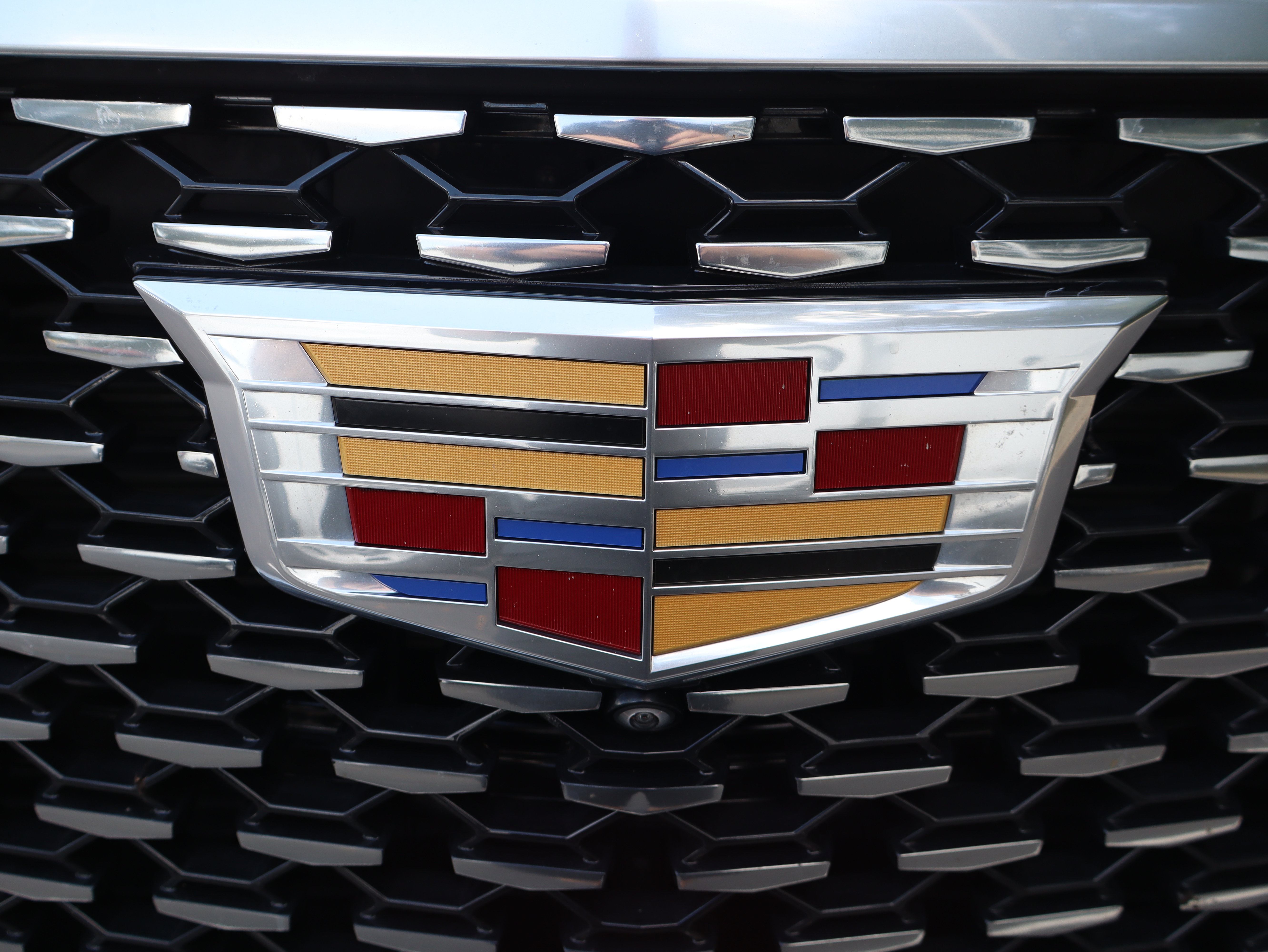 Used 2023 Cadillac Escalade ESV Premium Luxury w/ Performance Package AWD/4WD image 52