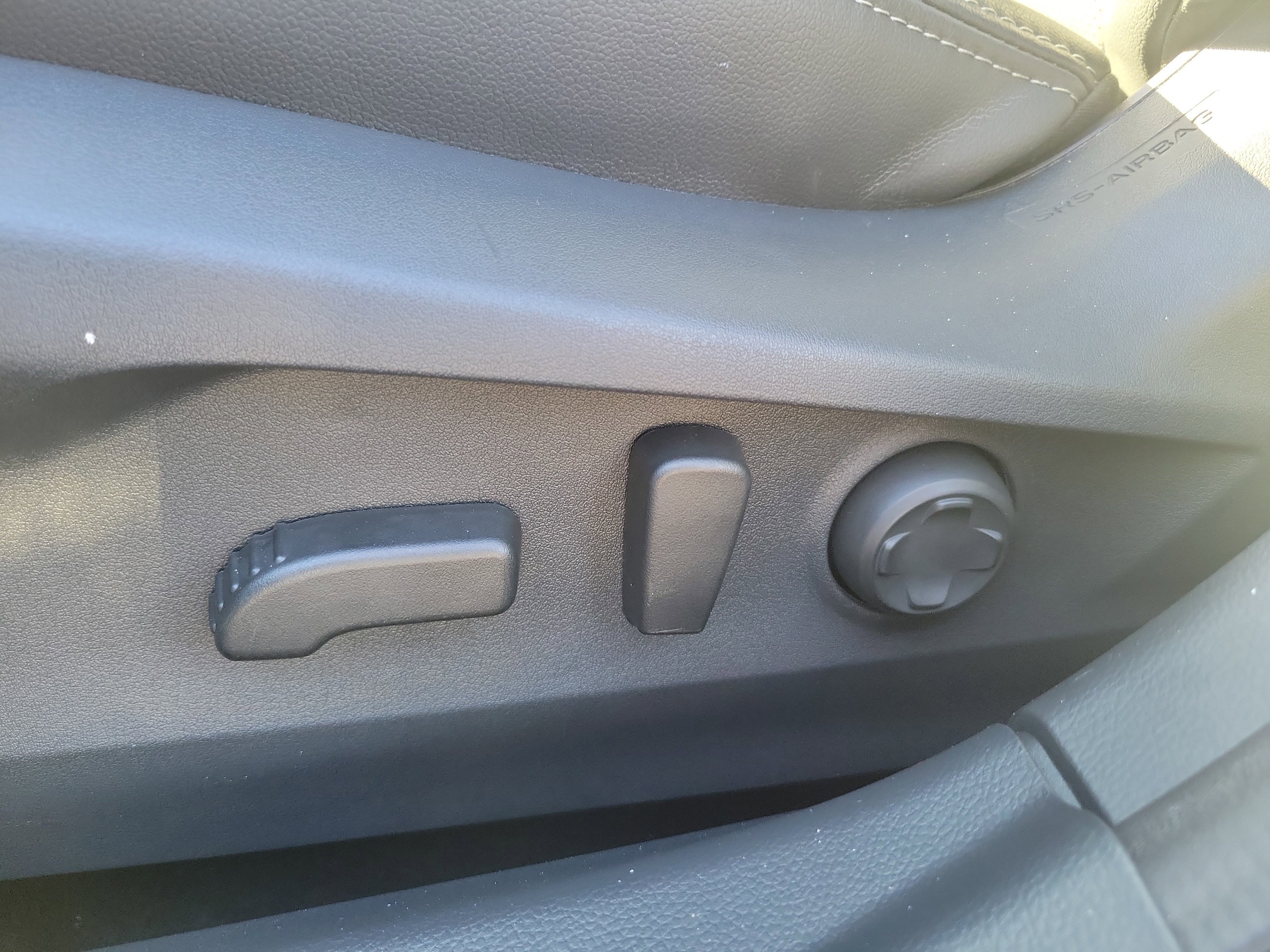 Certified 2025 Subaru Legacy Limited w/ Popular Package #3 image 20