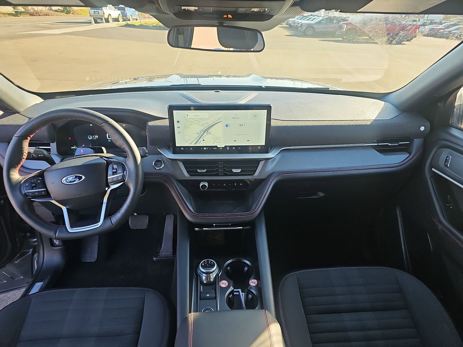 Used 2025 Ford Explorer ST-Line image 12