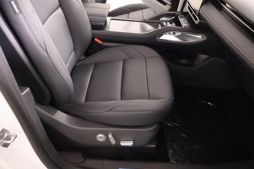 New 2026 Lincoln Nautilus Premier w/ Equipment Group 102A AWD/4WD image 13