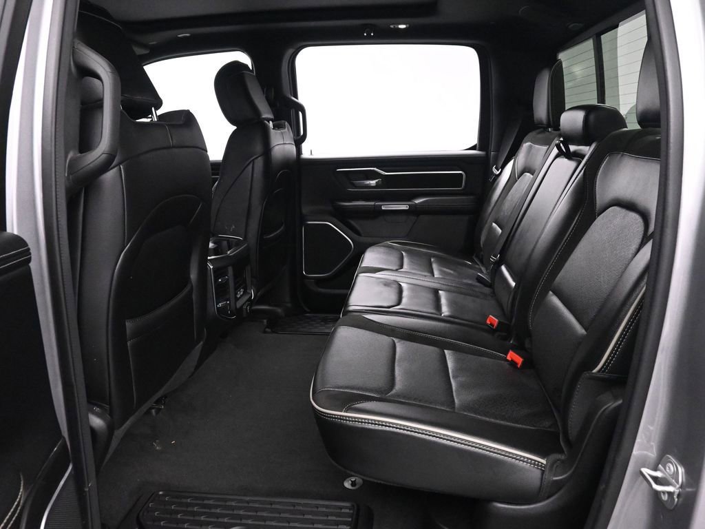 Used 2023 RAM 1500 Laramie AWD/4WD image 17