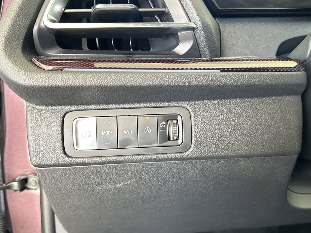 Certified 2024 Chevrolet Traverse RS image 20