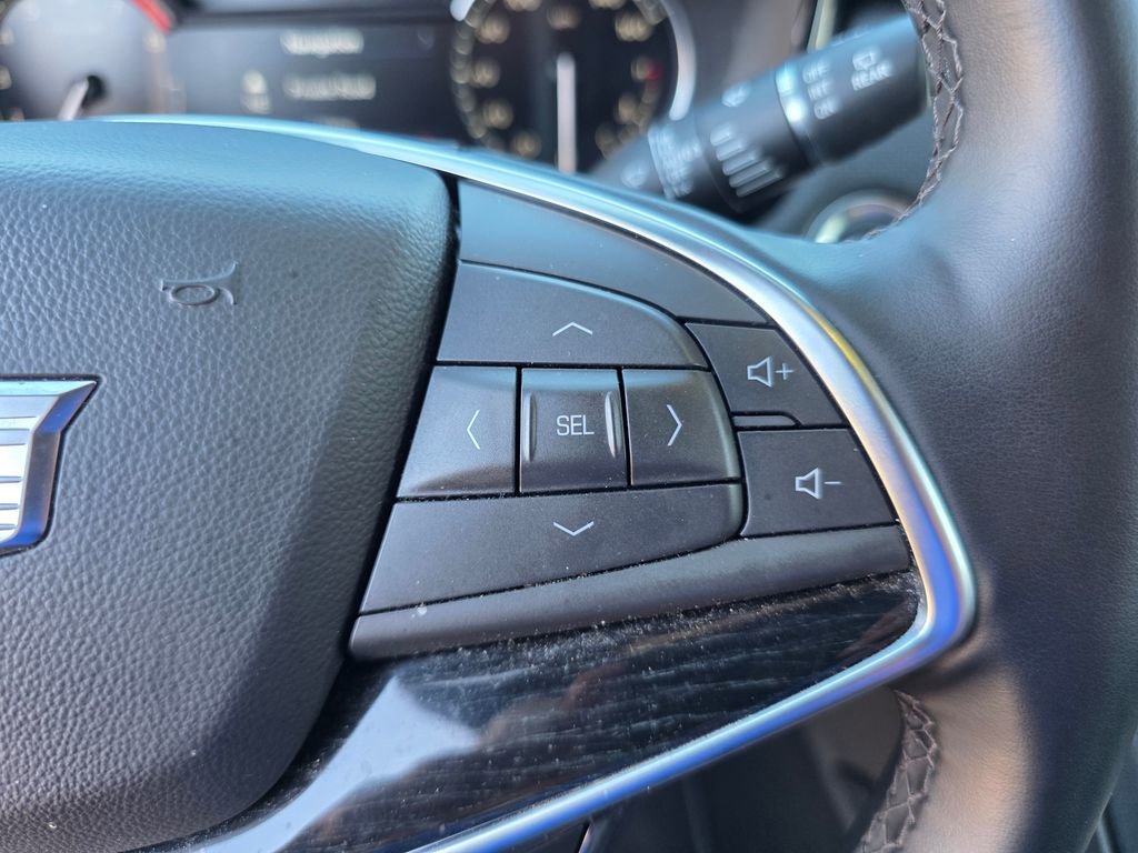 Used 2025 Cadillac XT5 Premium Luxury image 25