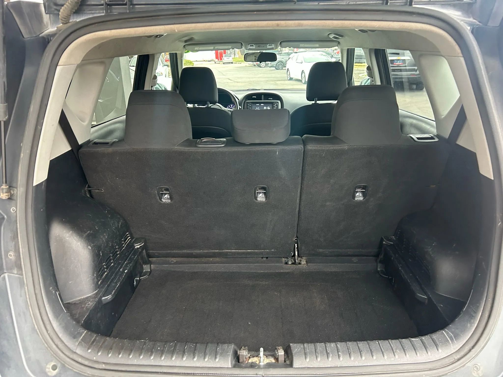 Used 2020 Kia Soul LX image 14