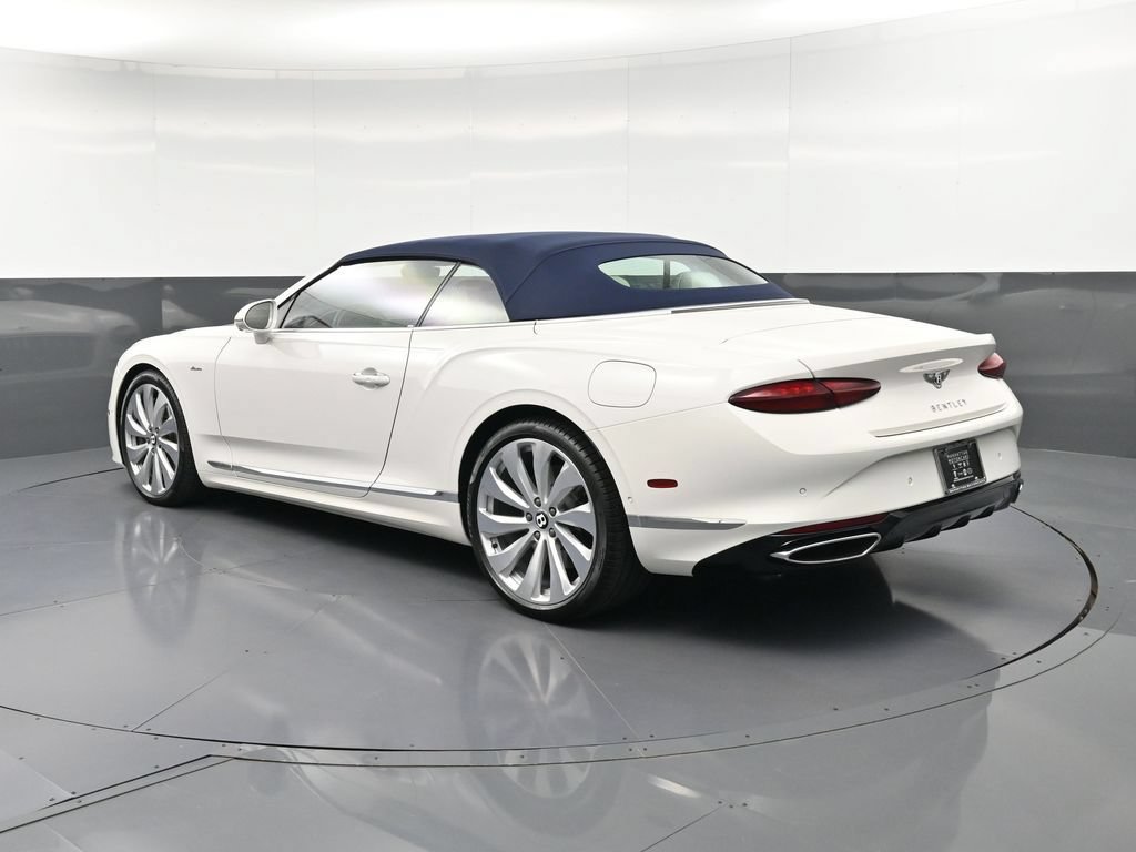 Used 2026 Bentley Continental GT Azure AWD/4WD image 3
