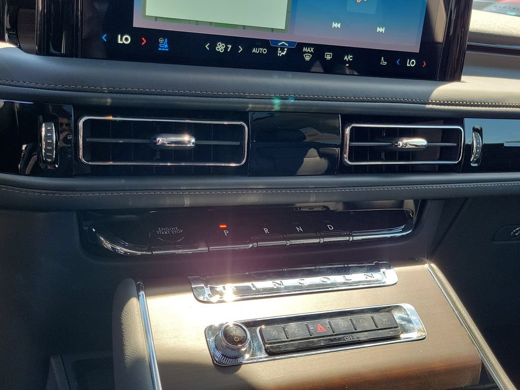 New 2026 Lincoln Aviator Reserve w/ Illumination Package AWD/4WD image 28