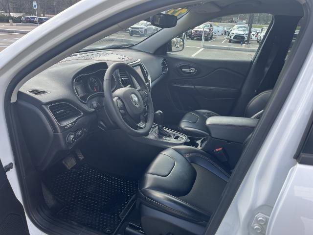 Used 2022 Jeep Cherokee Trailhawk w/ Comfort/Convenience Group image 6