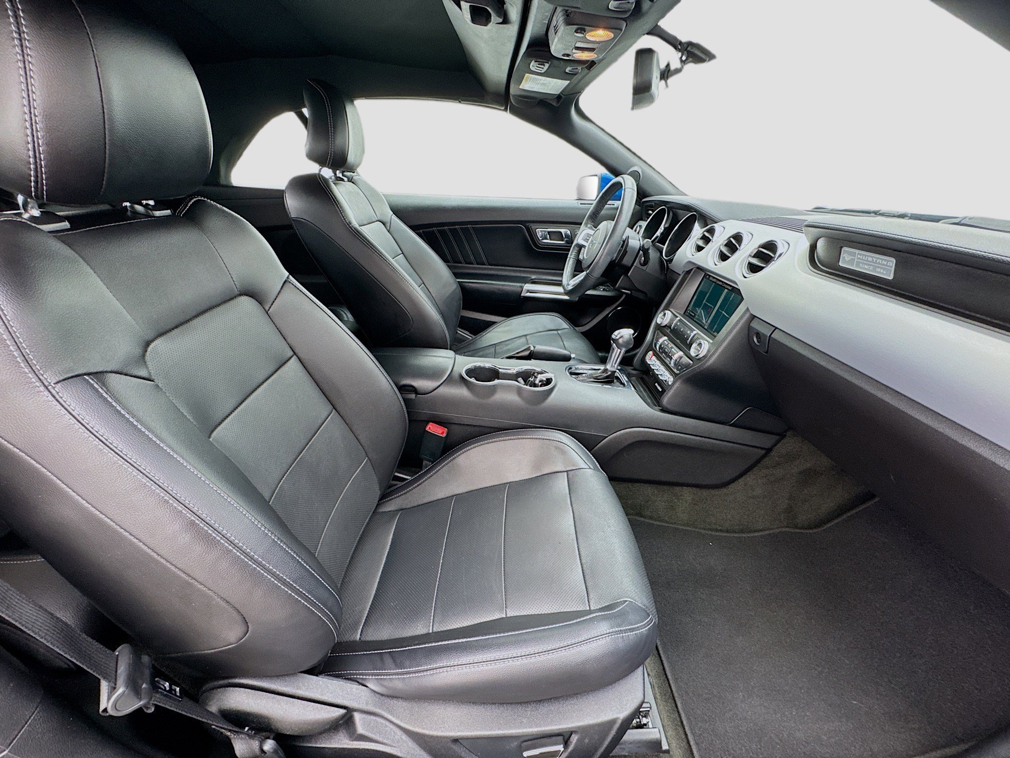 Used 2017 Ford Mustang GT Premium w/ Equipment Group 401A image 18