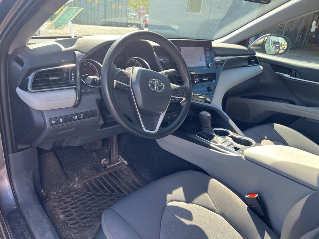Used 2024 Toyota Camry LE AWD/4WD image 6