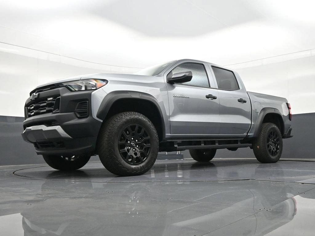 Used 2025 Chevrolet Colorado Trail Boss image 23
