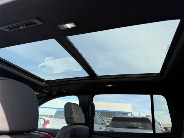 New 2026 Chevrolet Traverse Z71 image 7