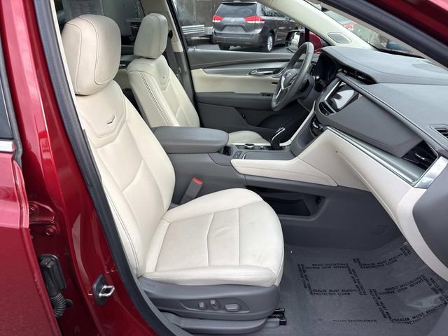 Used 2022 Cadillac XT5 Premium Luxury image 9