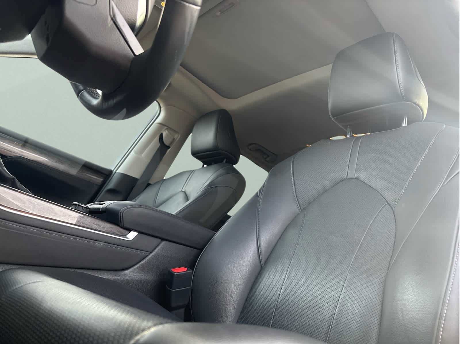 Used 2020 Toyota Highlander Limited image 32