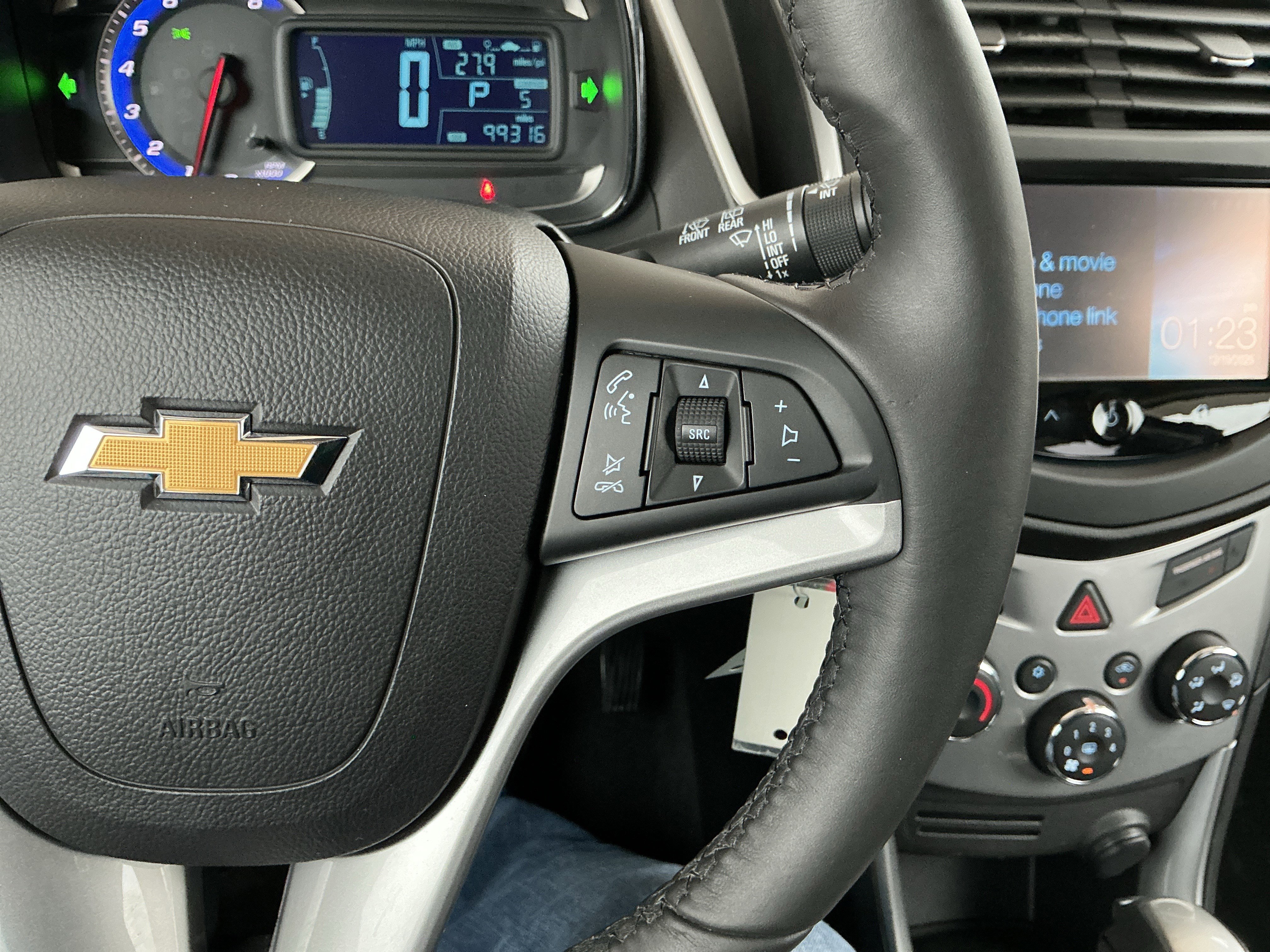 Used 2015 Chevrolet Trax LT w/ LT Sun and Sound Package image 13