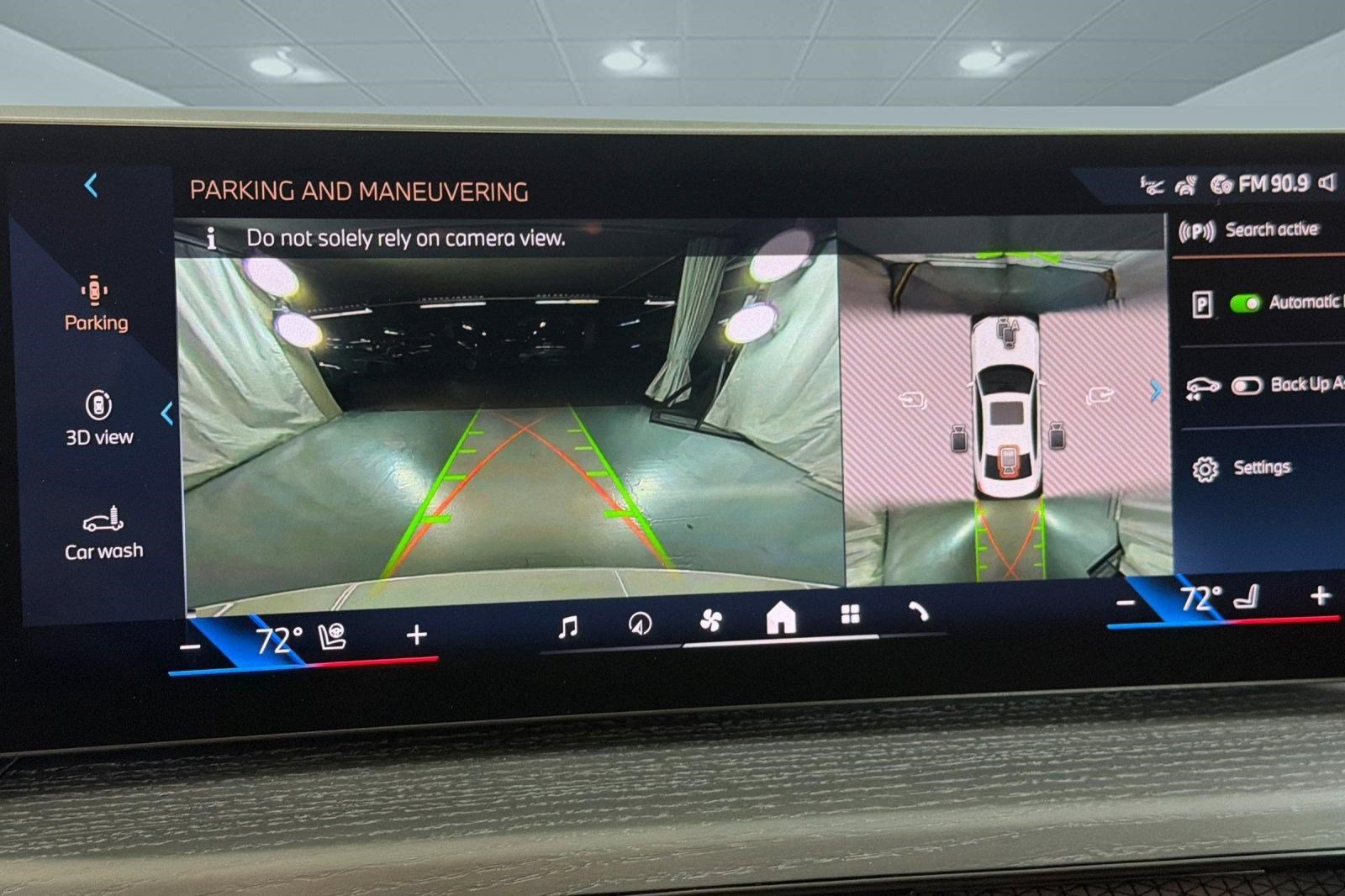 New 2026 BMW 330i Sedan w/ Premium Package RWD image 19