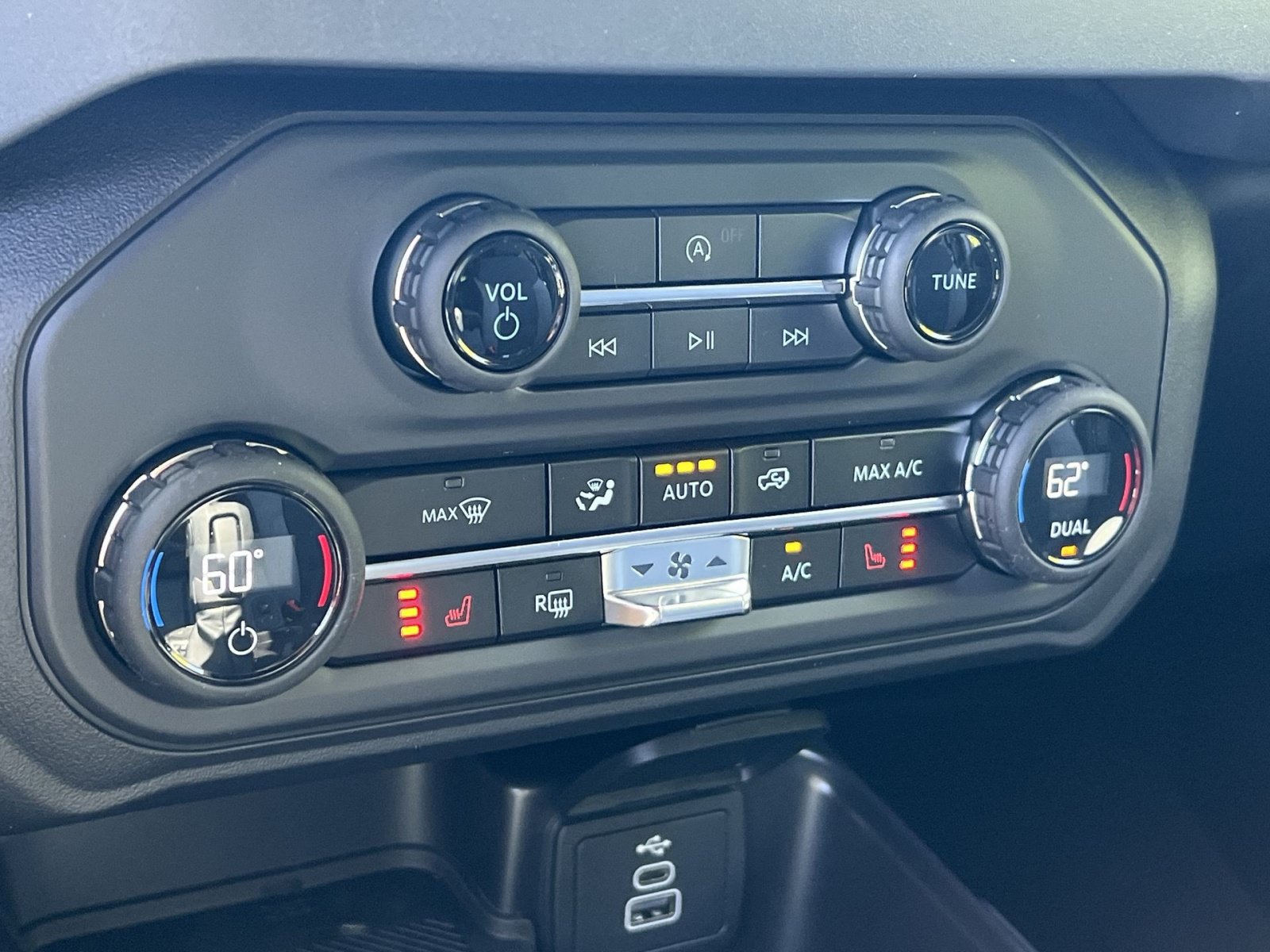 New 2026 Ford Bronco Big Bend AWD/4WD image 21