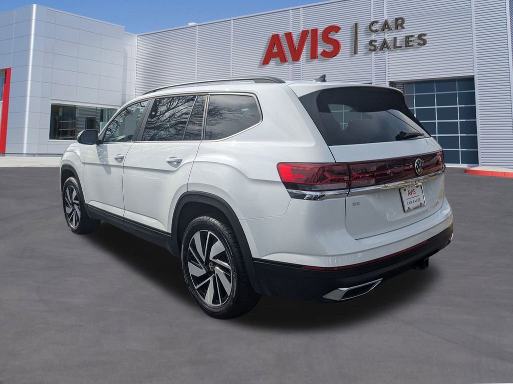 Used 2025 Volkswagen Atlas SE image 9