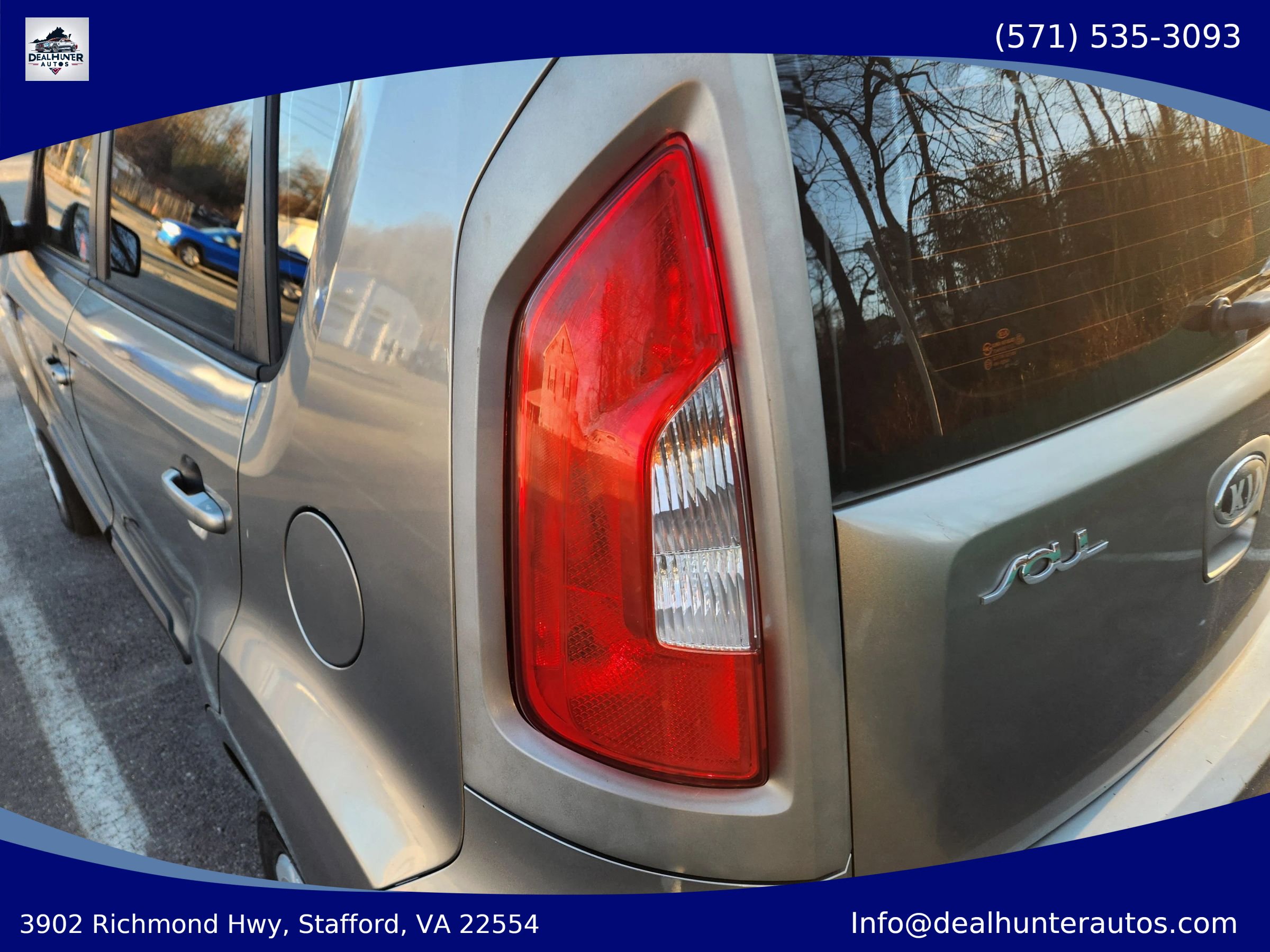Used 2013 Kia Soul FWD image 9