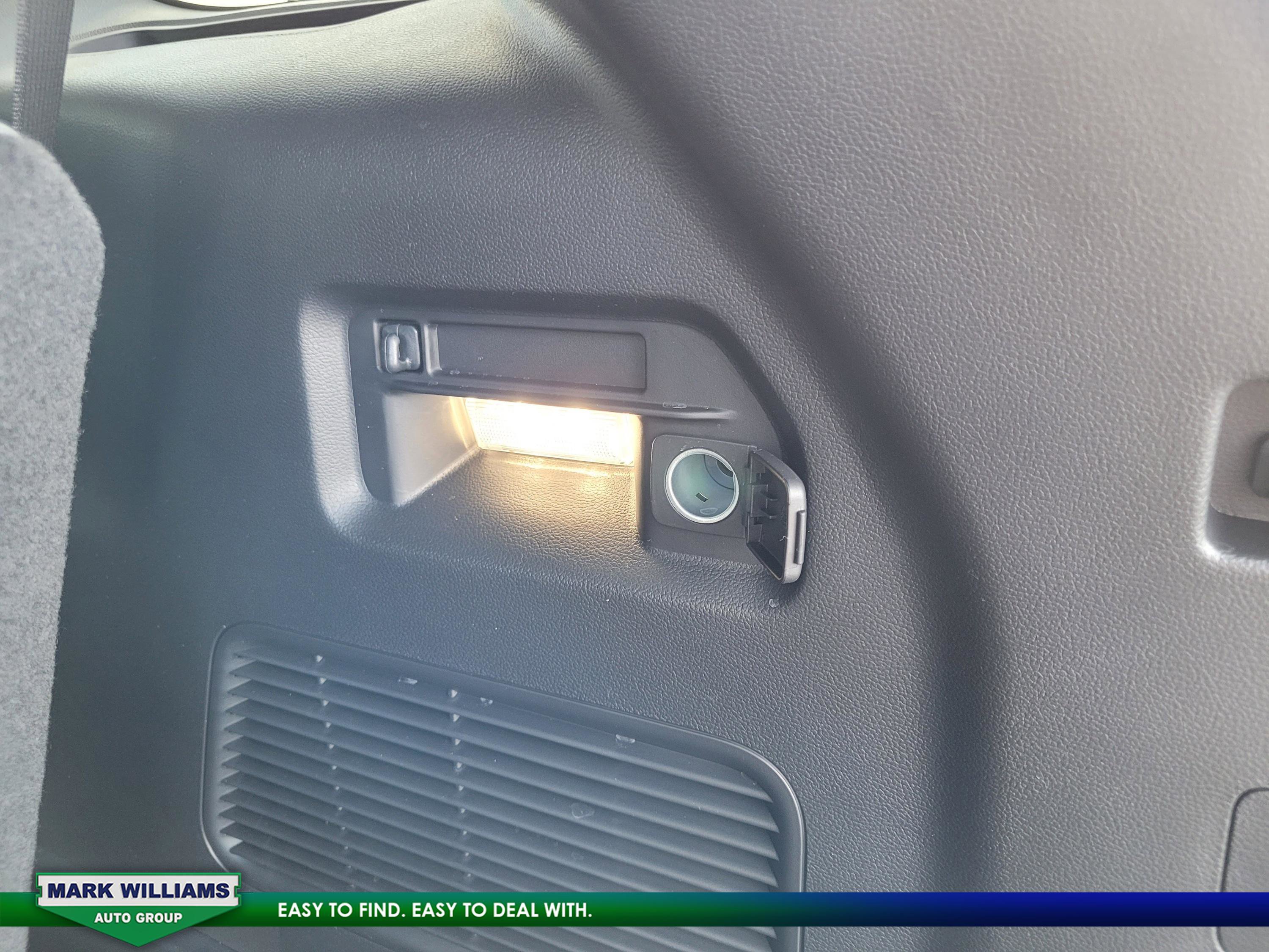 Used 2025 Ford Explorer Active w/ Active Comfort Package image 26