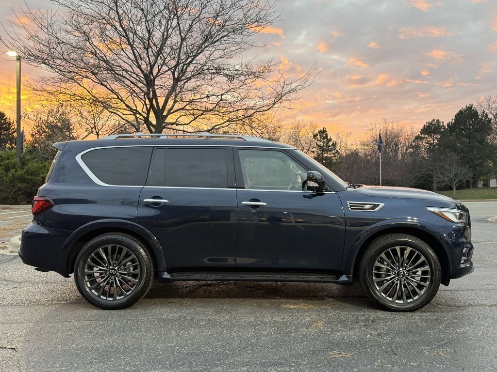 Used 2024 INFINITI QX80 Premium Select w/ Cargo Package image 10