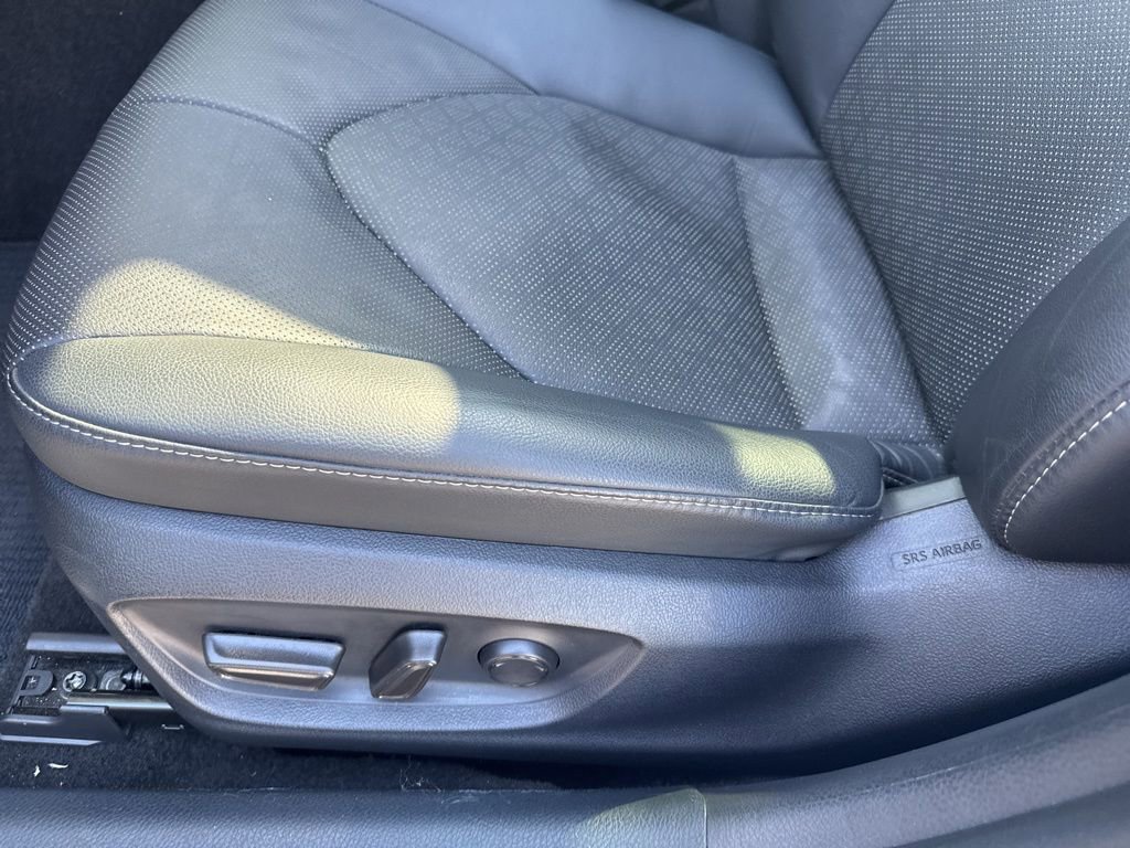 Used 2024 Toyota Camry XSE w/ Navigation Package image 16