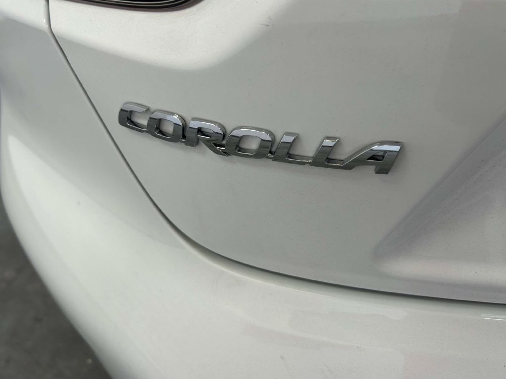 Certified 2026 Toyota Corolla LE FWD image 10