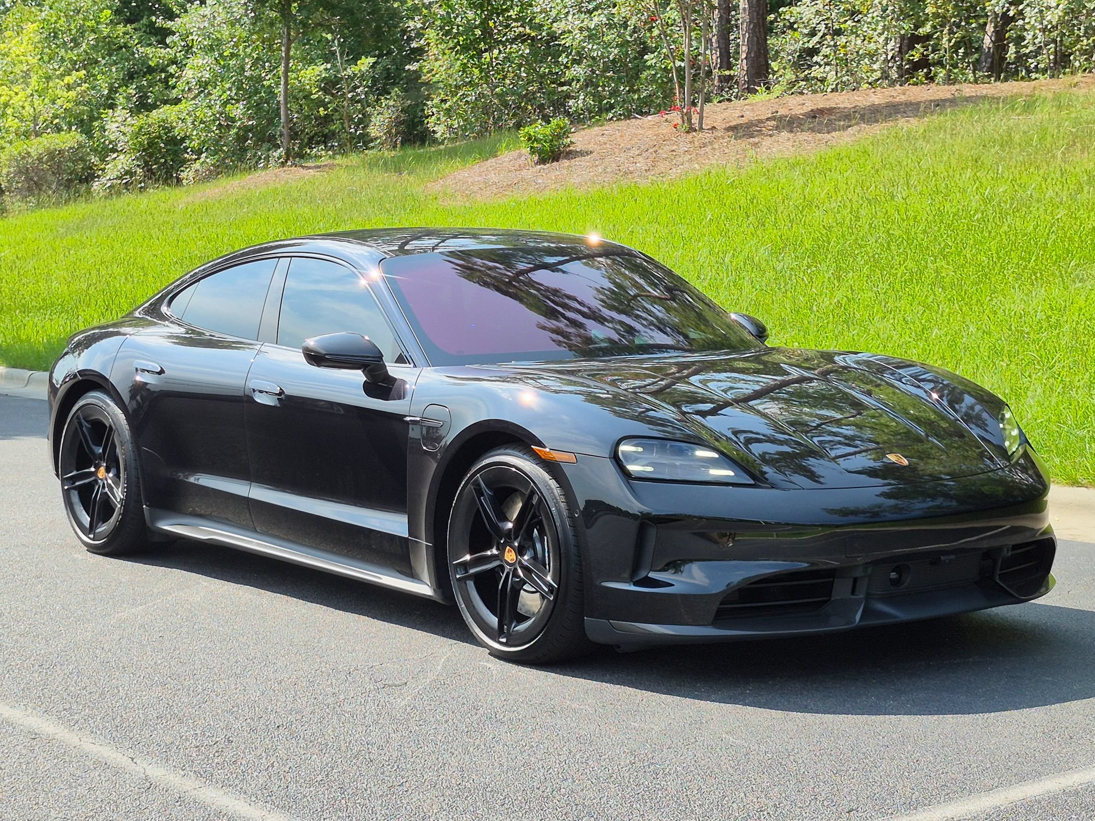 Certified 2026 Porsche Taycan GTS AWD/4WD image 34
