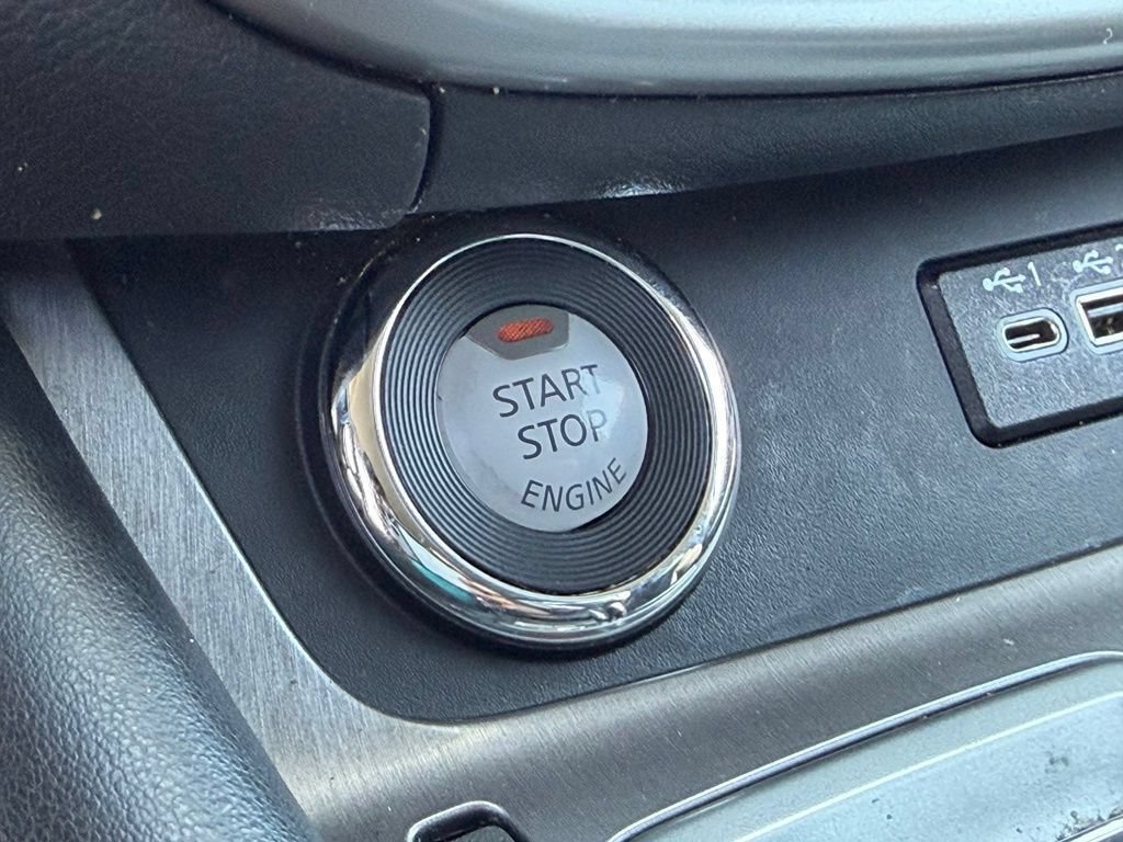 Used 2021 Nissan Murano SV FWD image 29