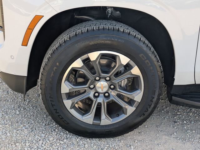 New 2026 Chevrolet Suburban LT w/ Comfort Package image 7