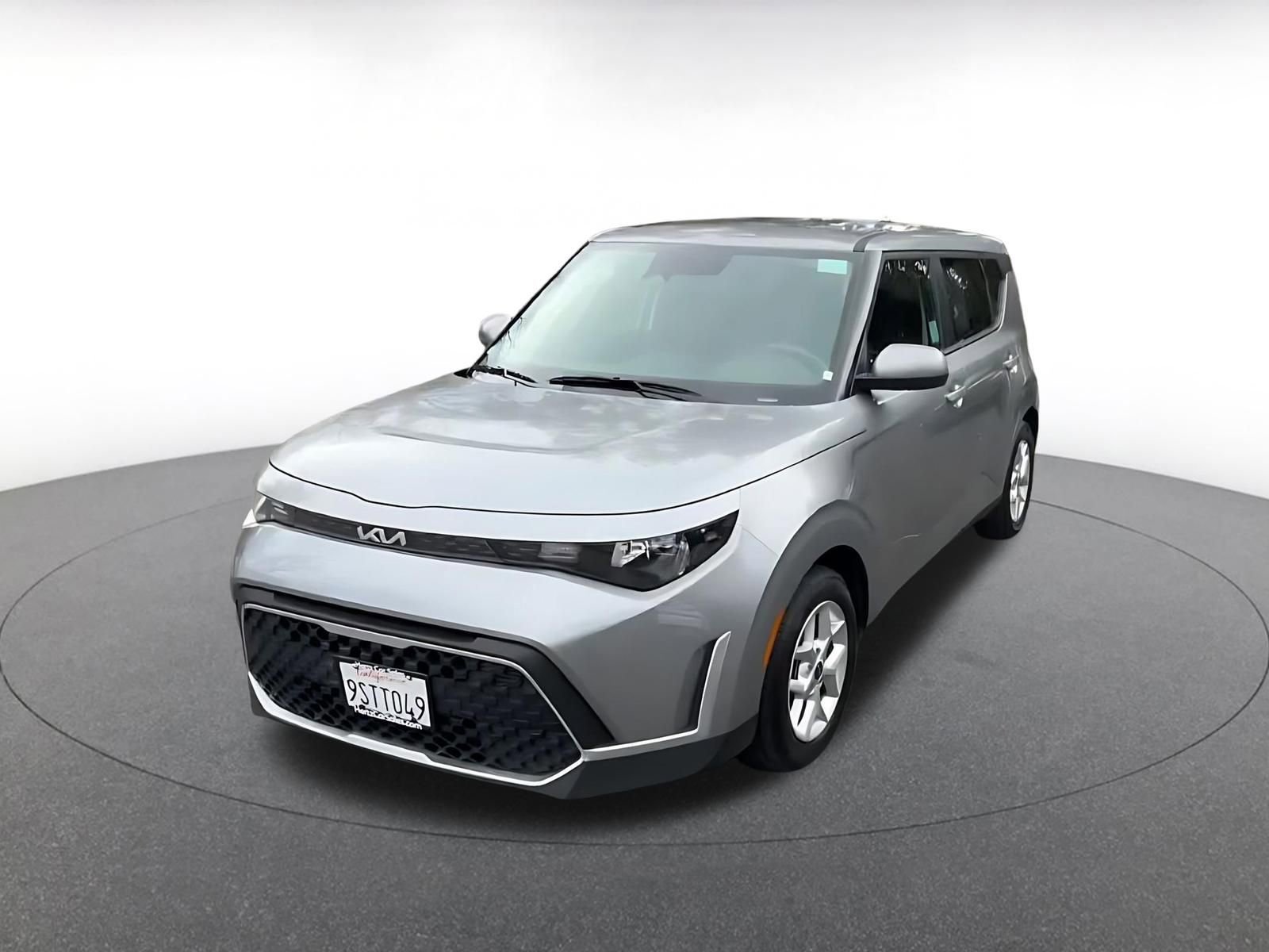 Used 2025 Kia Soul LX w/ LX Technology Package image 7