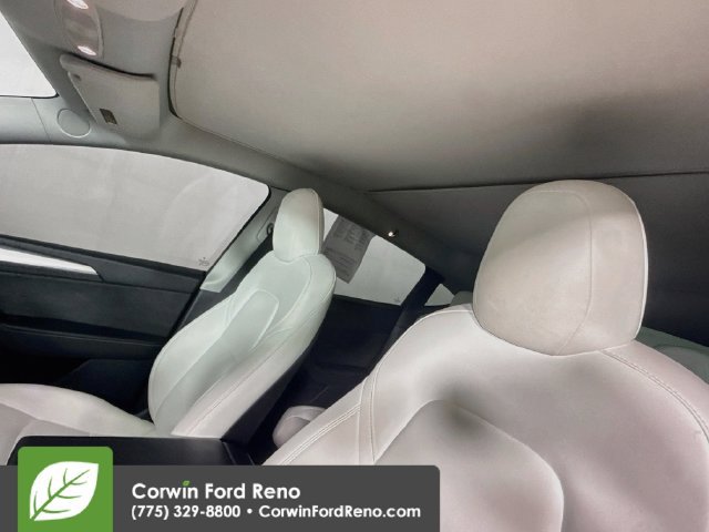 Used 2022 Tesla Model Y Performance AWD/4WD image 23