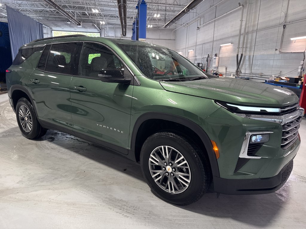 New 2027 Chevrolet Traverse LT AWD/4WD image 48