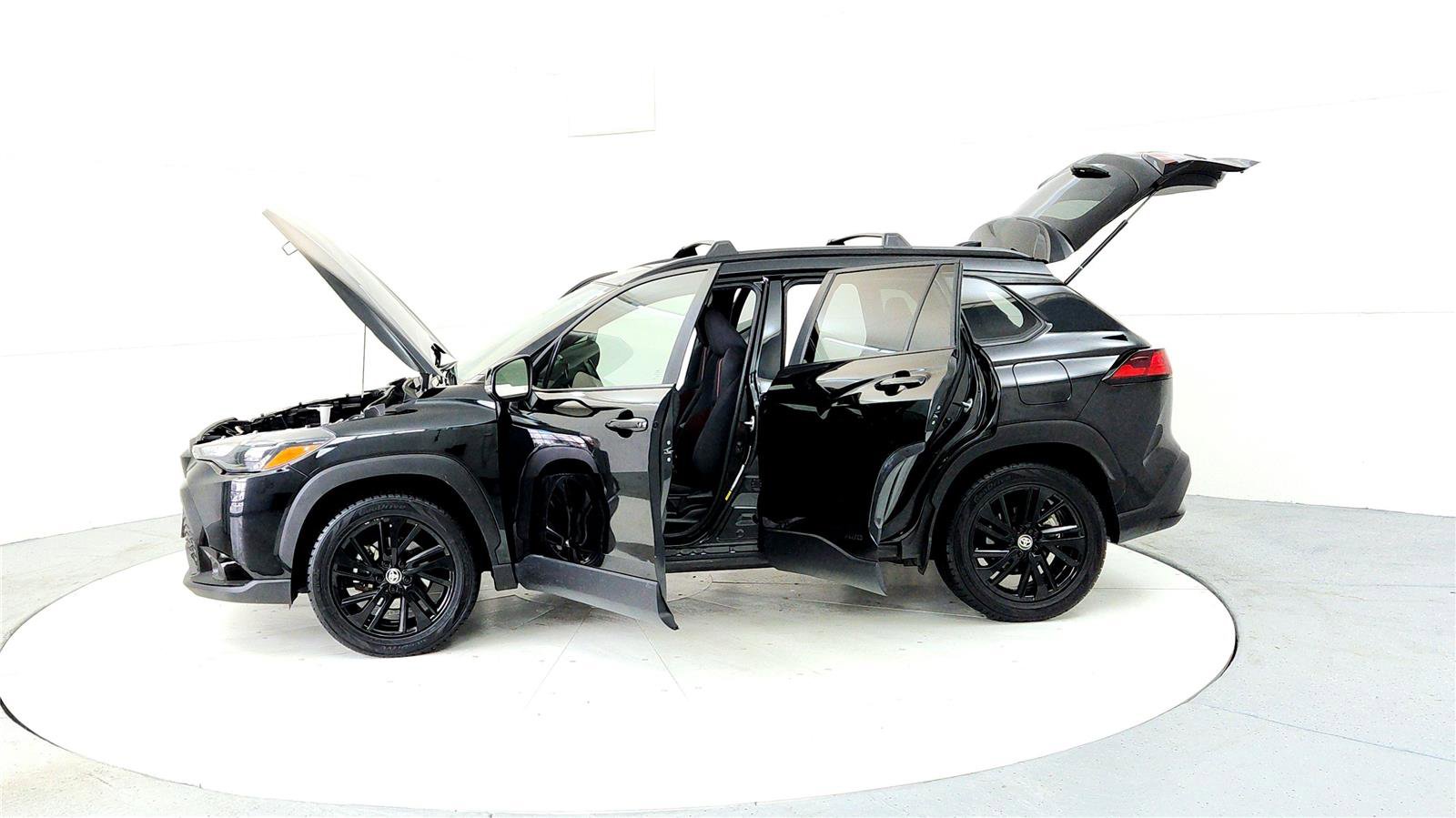 Used 2024 Toyota Corolla Cross Nightshade image 10