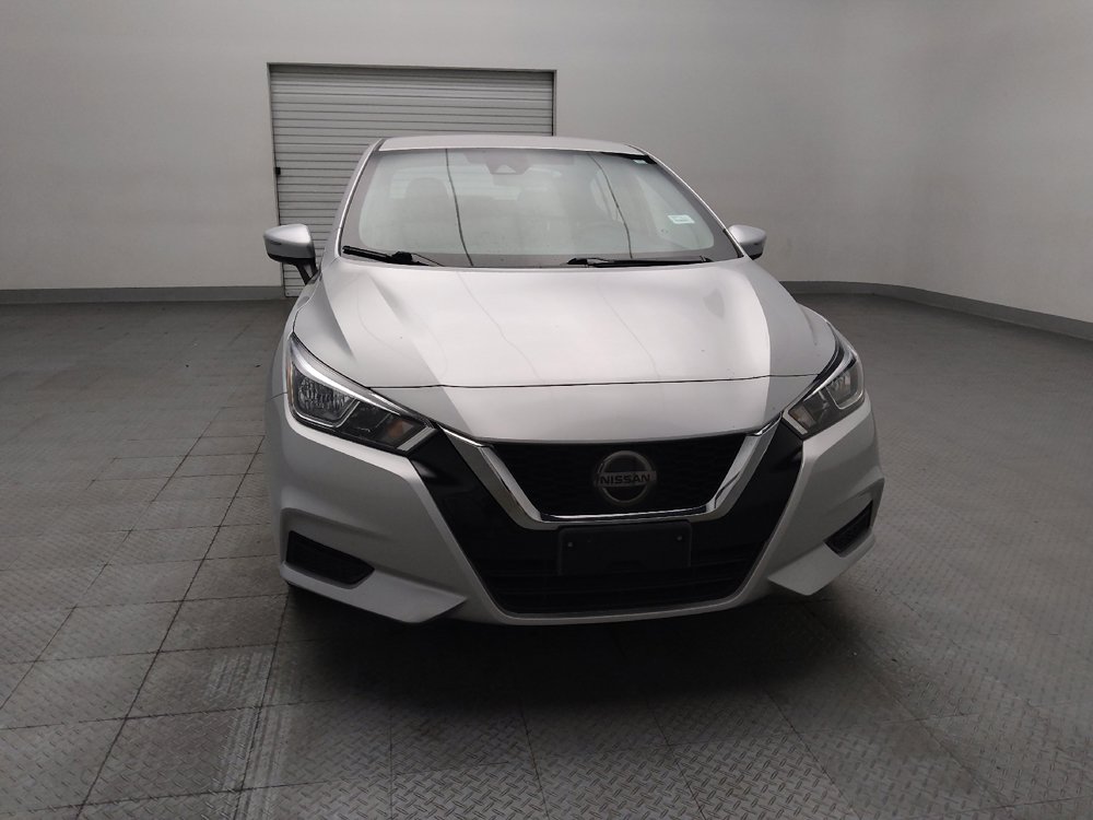 Used 2021 Nissan Versa SV FWD image 14