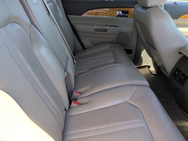 Used 2013 Lincoln MKX FWD w/ Wood Pkg image 11