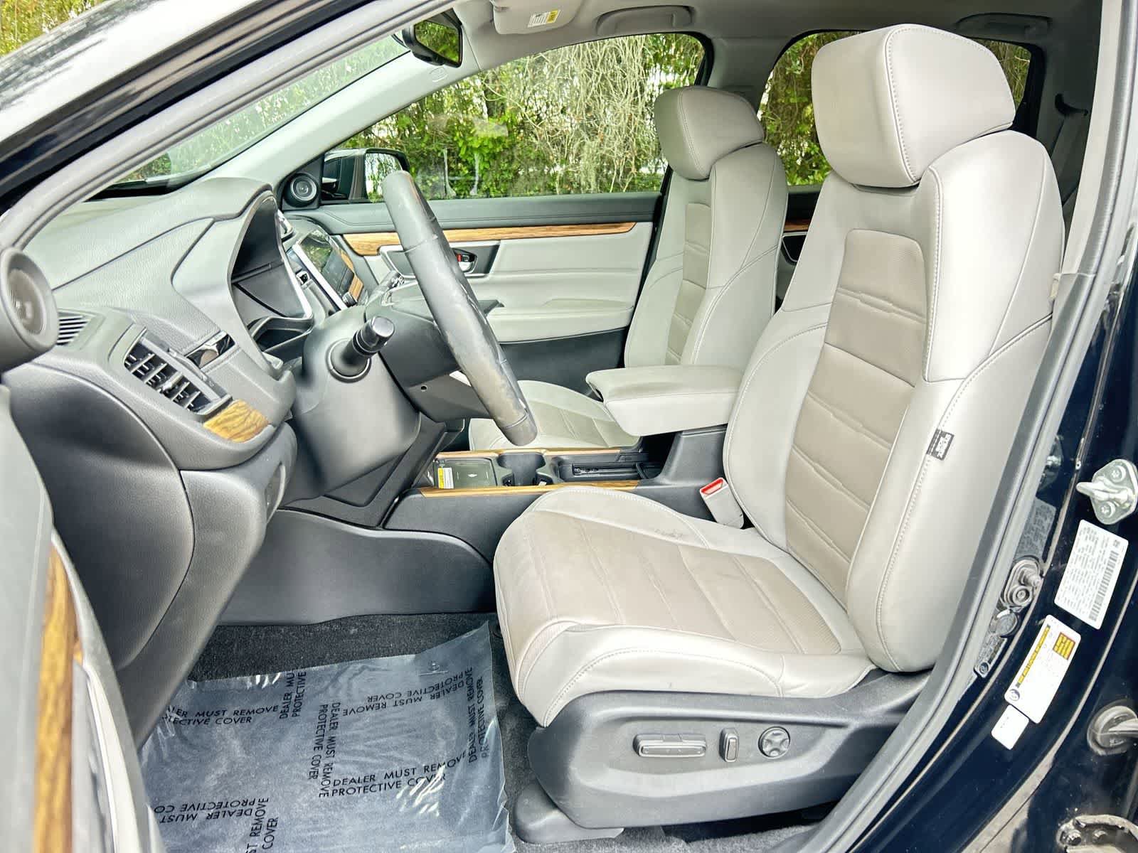 Used 2020 Honda CR-V Touring image 11