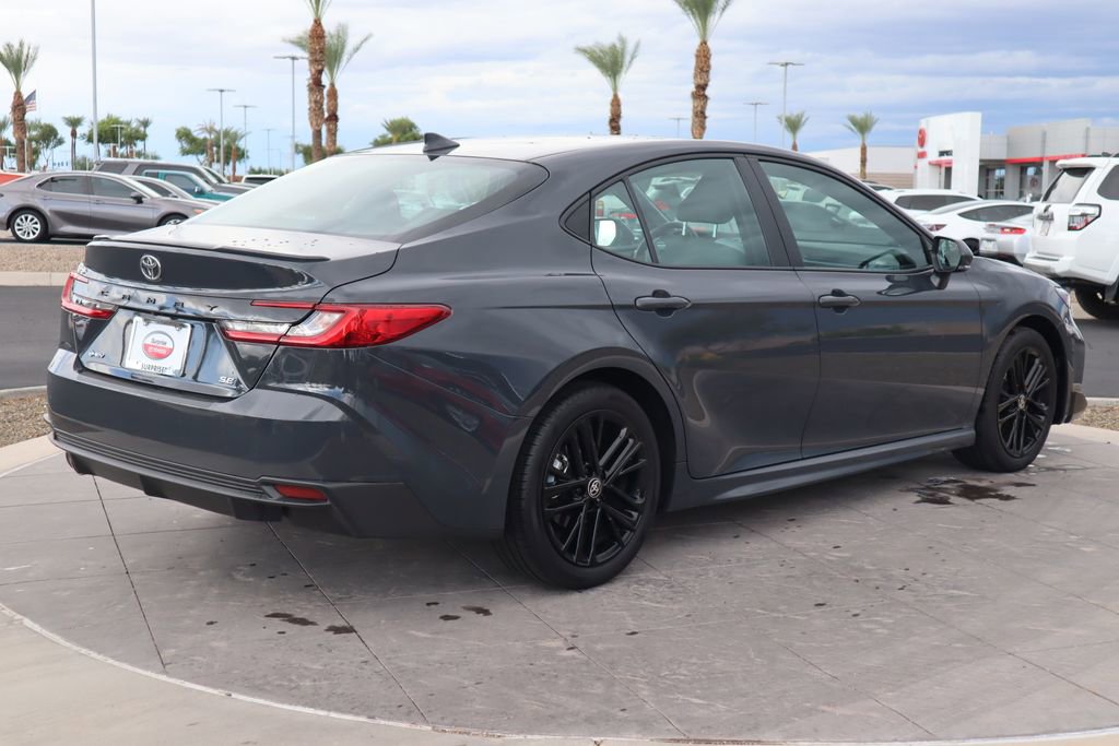 Certified 2025 Toyota Camry SE image 5