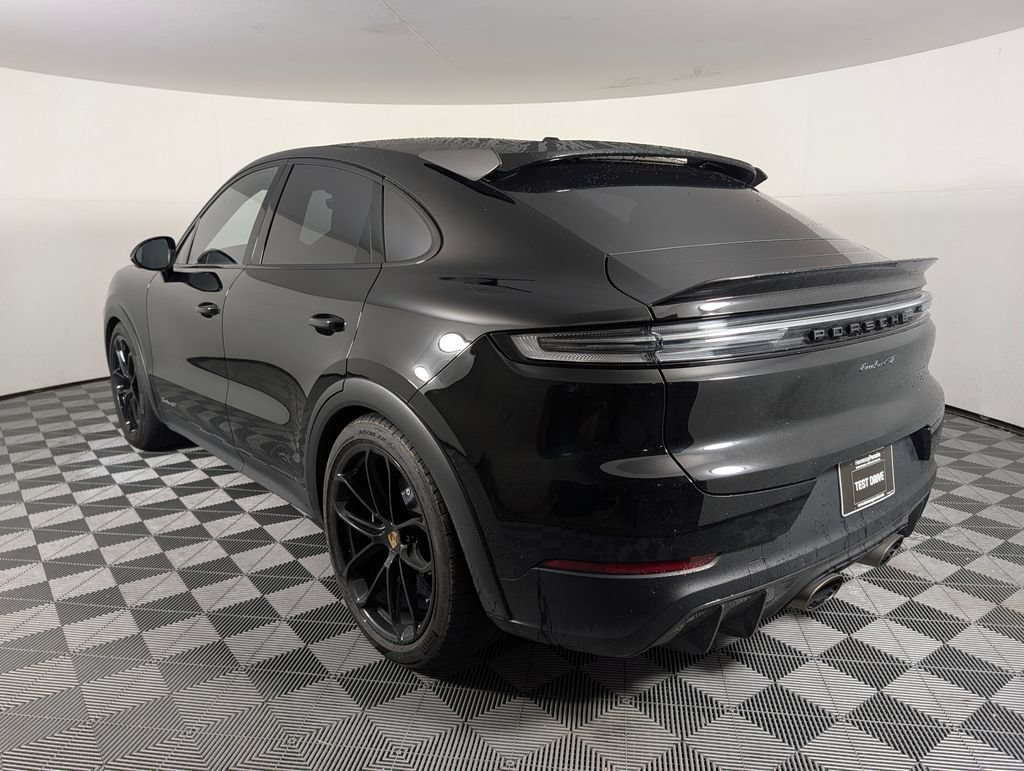 Certified 2024 Porsche Cayenne Turbo GT AWD/4WD image 3